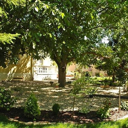 Gombos Apartman Appartement Hajdúszoboszló Buitenkant foto