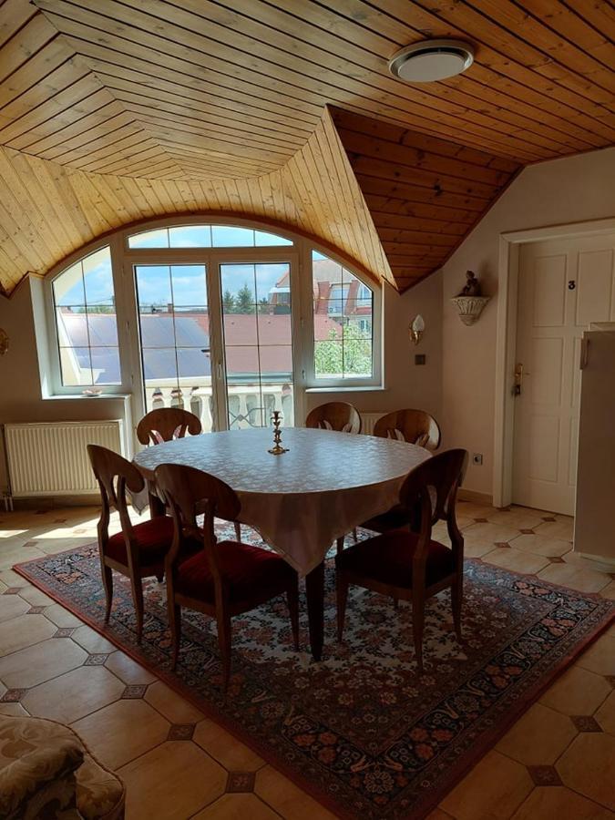 Gombos Apartman Appartement Hajdúszoboszló Buitenkant foto