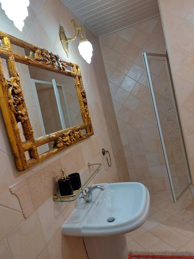 Gombos Apartman Appartement Hajdúszoboszló Buitenkant foto