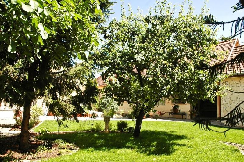 Gombos Apartman Appartement Hajdúszoboszló Buitenkant foto